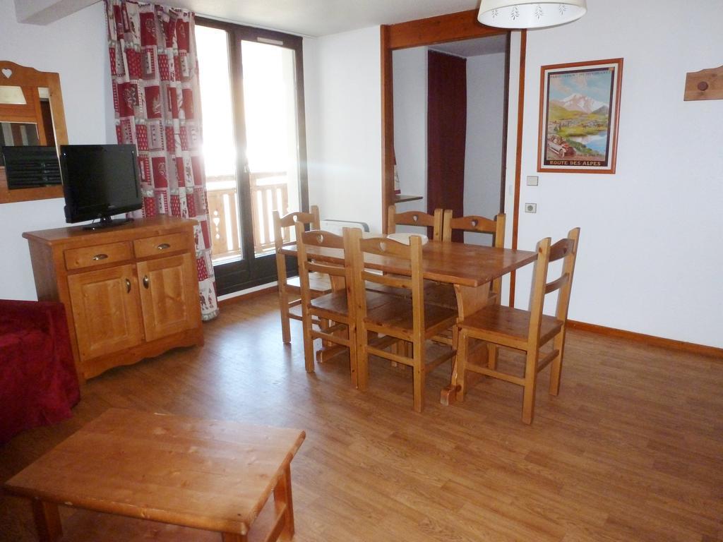 Residence Odalys Le Christiana Alpe d'Huez Ruang foto