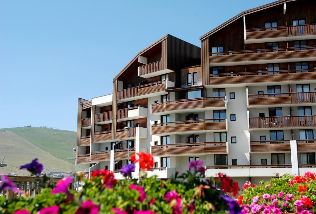 Residence Odalys Le Christiana Alpe d'Huez Bagian luar foto